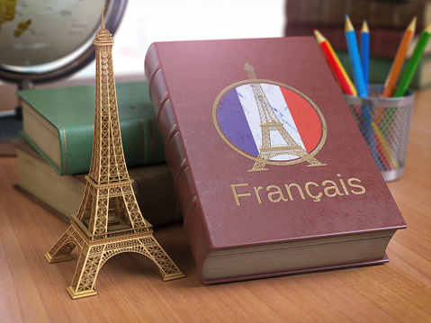 How to Tone Your Writing in French: 3 Elements for Advanced Learners